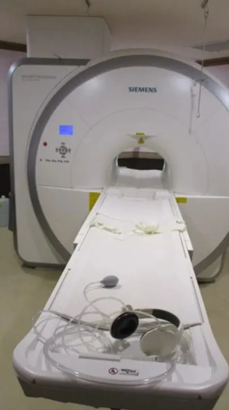 Siemens MAGNETOM Essenza 1.5T MRI Machine